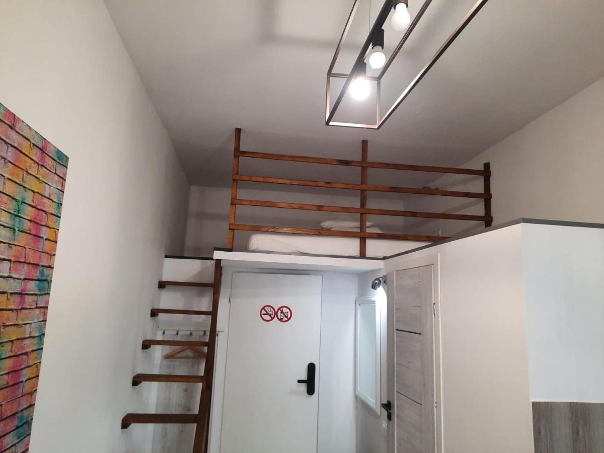 Хостел Lorf Hostel&coffee *