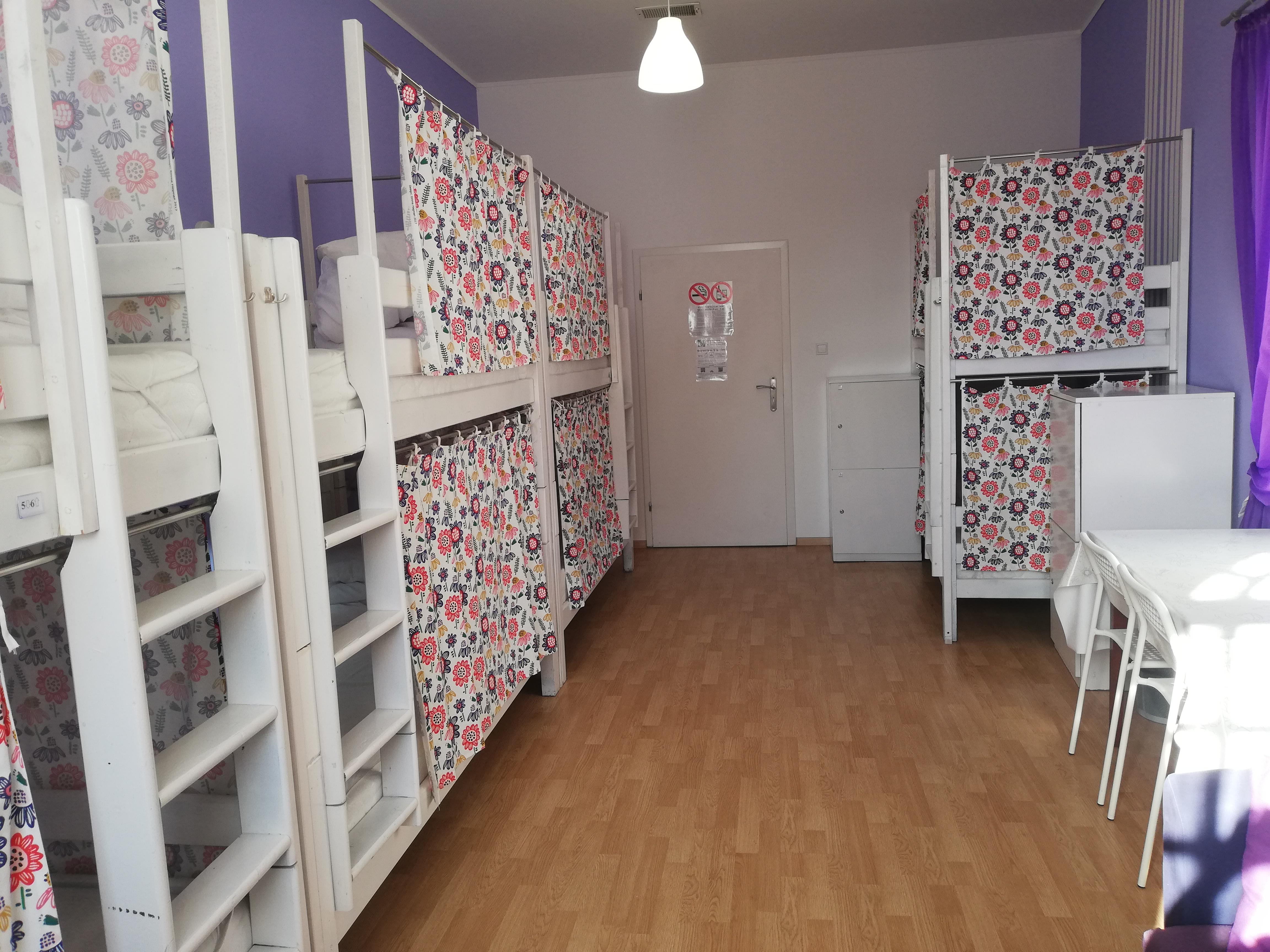 Lorf Hostel&coffee Хостел *