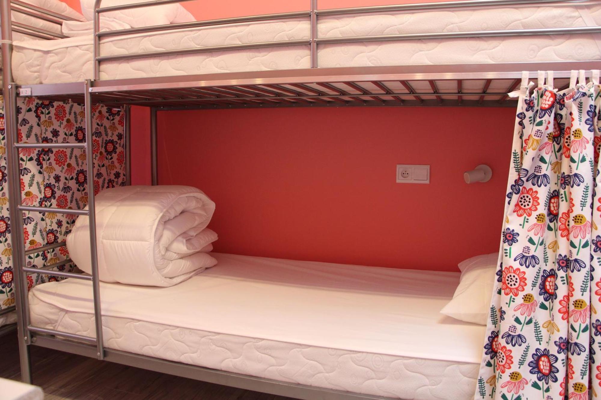Хостел Lorf Hostel&coffee