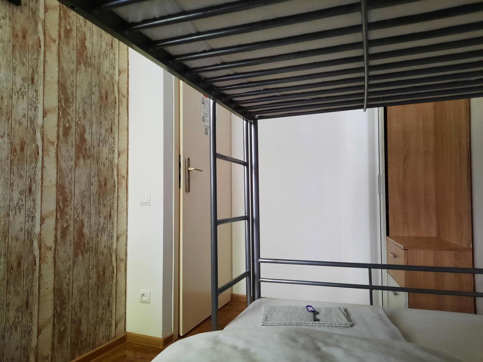 Lorf Hostel&coffee Хостел Краків