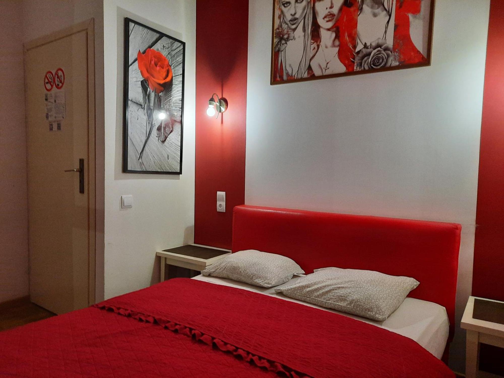 Lorf Hostel&coffee Краків
