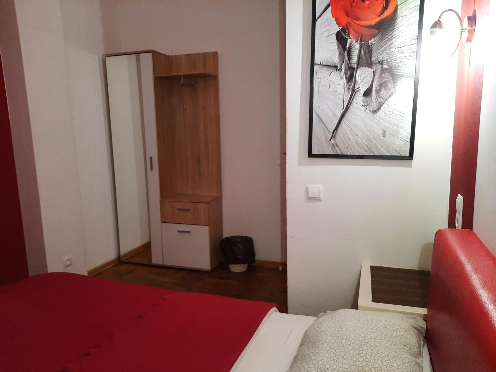 Lorf Hostel&coffee * Краків